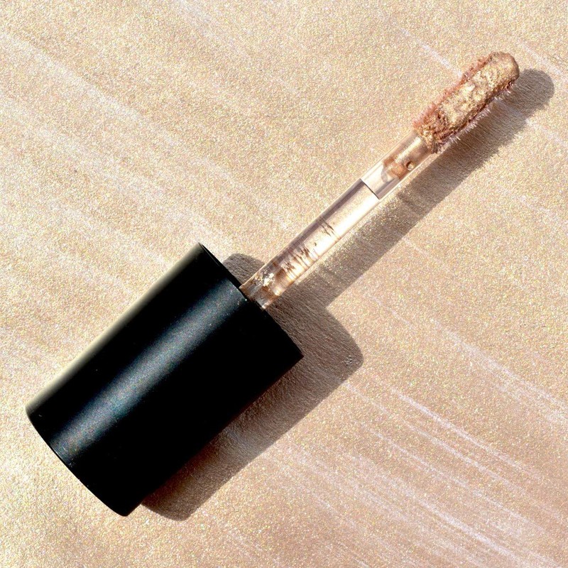 Palladio Liquid Eyeshadow, Creamy Shimmer Formula that Adheres Instantly to