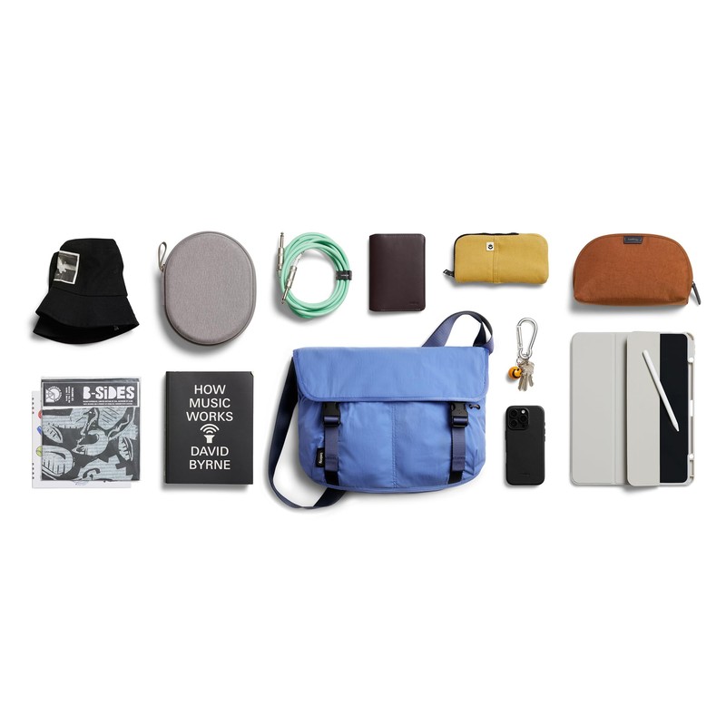 Bellroy Cinch Messenger (12 Liter Lightweight Shoulder Bag, Water-Resistant Fabric,