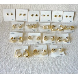 New 18 Pair Lot Of Carded Earrings Resell Ready! Flea Market ~ Festival Vendors