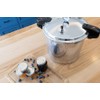 NESCO 16.9 QT MANUAL PRESSURE CANNER, PRESSURE COOKER WITH PRESSURE