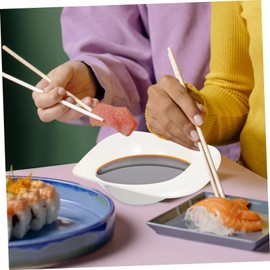 CIYODO Elegant Ceramic Salad Bowl Unique Shaped Dessert Snack Dish for Restaurants and Homes Practical Design with Opening for Easy Serving and Minimal Spillage