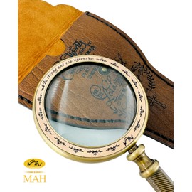 Handheld Brass Magnifying Glass with Finely Crafted Leather Case – Vintage Gift for Reading, Seniors, Bible Study, Inspirational Decor, Low Vision Aid, Anniversary or Faith Gift for Dad, Mom or Uncle