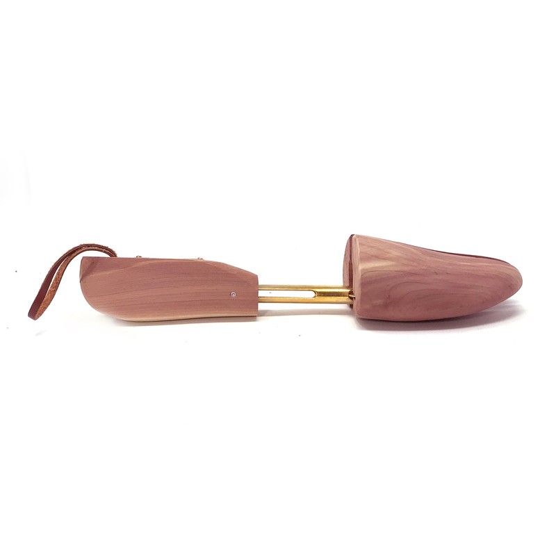 Cedar Elements Little Wholesale Program - Women's Cedar Shoe Tree