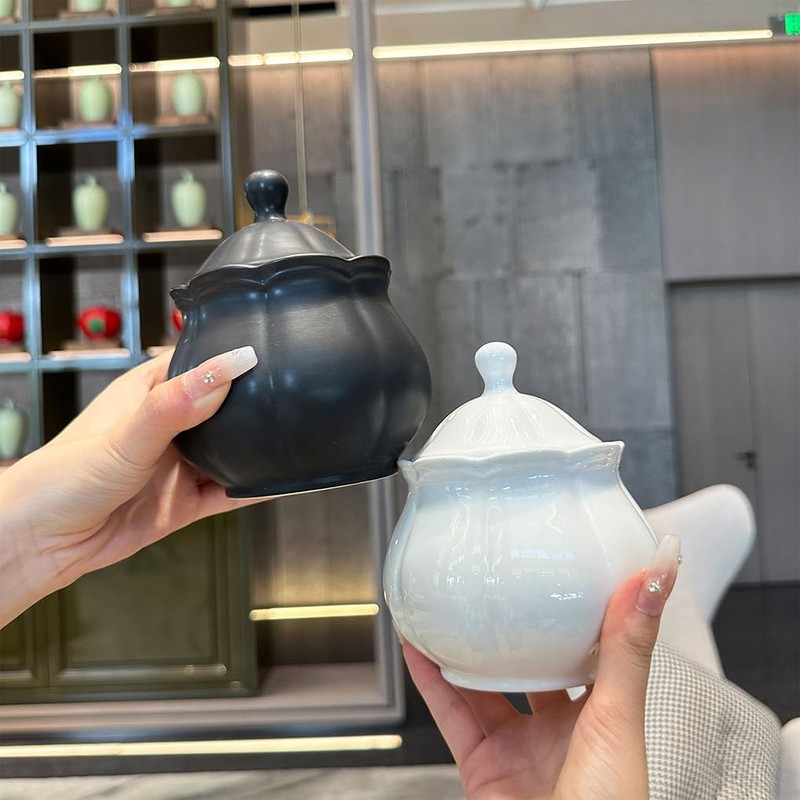 WAIT FLY Vintage Embossed Ceramic Sugar Bowl with Lid, Sugar