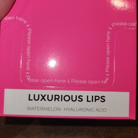 Yeauty NEW 25 pack Yeauty Lip Masks, Complete Box Hydrating Masks Luxurious Lips