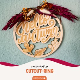Papierdrachen Holzcutout Autumn Ring with the Lettering "Hello Autumn" Made of Poplar Wood | Autumn Decoration for Hanging | Dimensions 22 x 22 cm | Includes Cord | Set 01