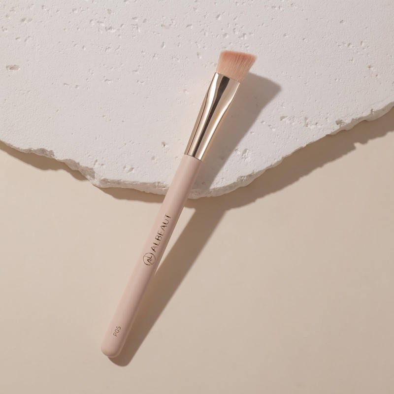 Albeaut Trangle Under Eye Concealer Brush for Liquid and Cream