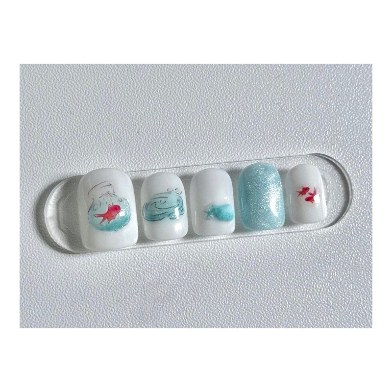 8:20AM, Blue waves and goldfish |Summer goldfish nail - almond