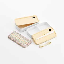 Skater SLBW9M-A Simple Melamine Lid, 2-Tier Lunch Box, 30.5 fl oz (900 ml), Large Capacity, Tenpyo Pattern, Dreamy, Light Crimson, Made in Japan