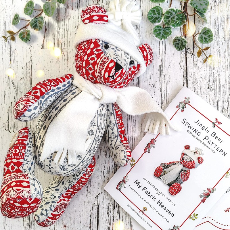 My Fabric Heaven Keepsake Bear Sewing Pattern 33 cm Jingle