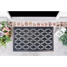 FANMATS Eye Pin Rubber Door Mat 29in. x 18in.