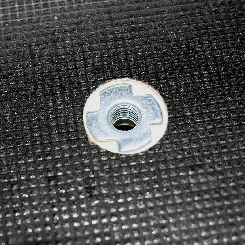 Drive-in nuts, insertion sleeves, M8 x 100 pieces with metric