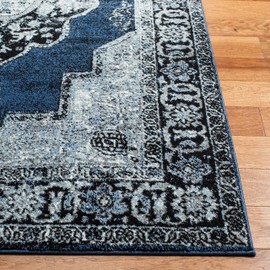 SAFAVIEH Vintage Hamadan Collection 6'7" Square Blue/Grey VTH219M Oriental Traditional Persian Non-Shedding Living Room Bedroom Dining Home Office Area Rug