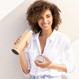 Navaris Tea Bottle Made of Stainless Steel and Bamboo with Strainer – 500 ml Tea Bottle Teapot to Go – Drinking Bottle Tea Container Tea Cup – Leak-Proof