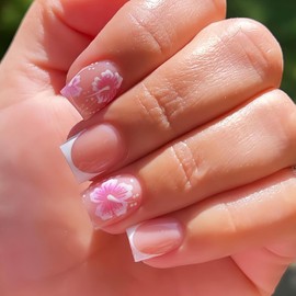 Quezadyl 24Pcs White French Flower Press on Nails, Square Glossy Acrylic Nails with Hibiscus Design, Full Cover Stick on Nails for Women, DIY Manicure