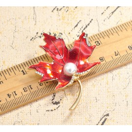 Gyn&Joy Crystal Rhinestone Glitter Enamel Faux Pearl Maple Leaf Brooch Pin