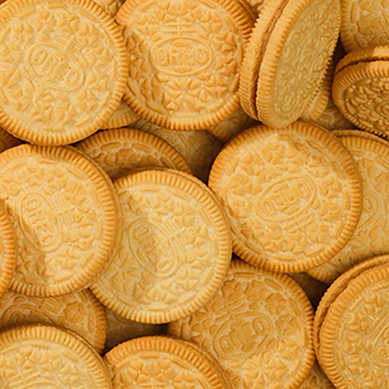 OREO Golden Sandwich Cookies, Party Size, 24.16 oz.