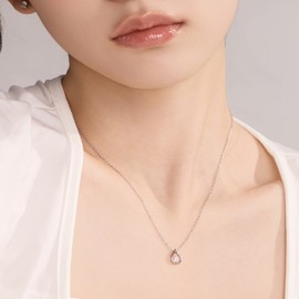 [Exclusive] Gold & Deer 14KGP Tear Drop Cubic Necklace White Gold / [단독] 골드앤디어 14KGP 티어 드롭 큐빅 목걸이 화이트골드