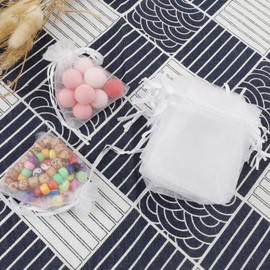 HuaJiao Pack of 100 Organza Bags Small Organza Bags Christmas White Jewellery Bags Gift Bag Drawstring Advent Calendar for Filling (7 x 9 cm)