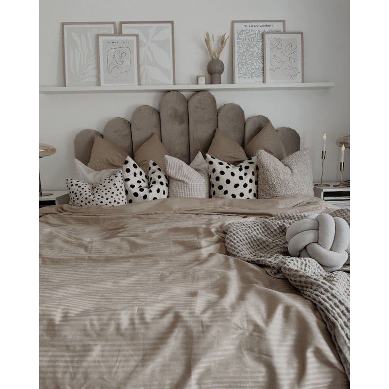 Beliani Set of 2 Modern Boucle Decorative Knot Cushion White
