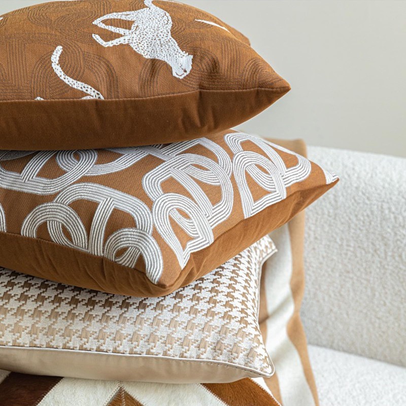 Horseshoe Pattern Pillow Cover Luxury Leopard Cheetah Jacquard Embroidery Decorative
