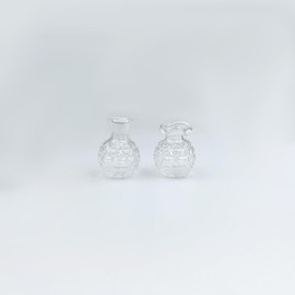 2Pcs Cat Whisker Vase, Miniature Vase, Mini Vase for Cat Whiskers 0.59x0.98 Inch Tiny Flower Vase Clear Tiny Glass Vase Cat Whisker Holder Cat Whisker Jar