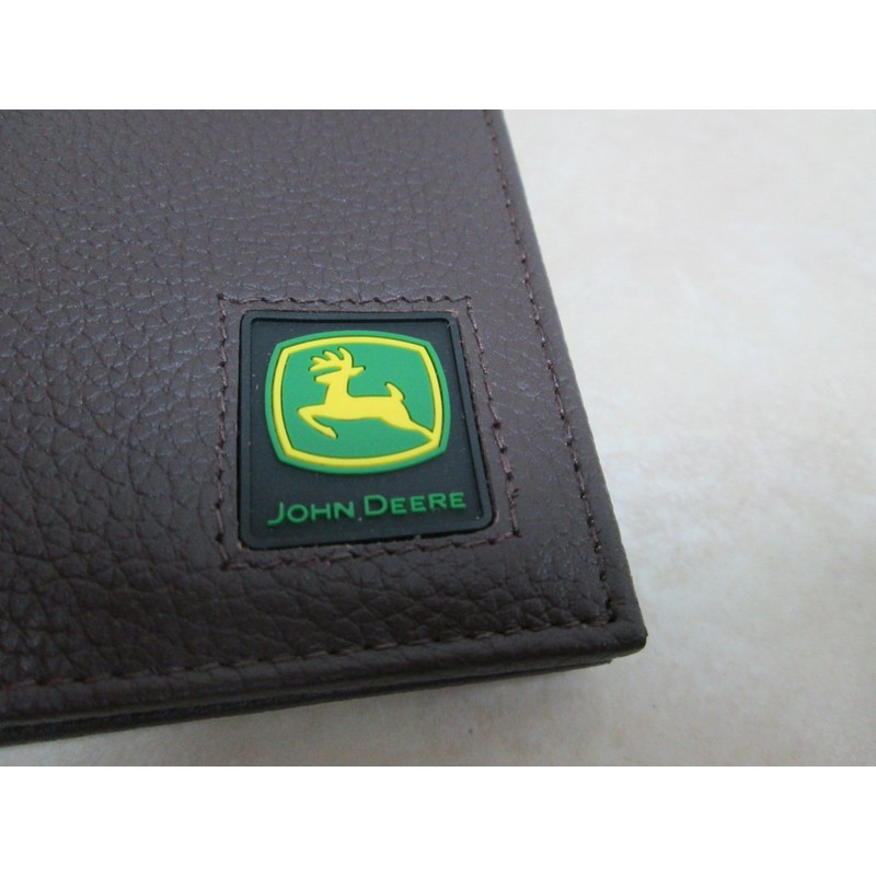 John Deere Men's Passcase Wallet, Brown