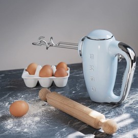 SMEG Pastel Blue 50's Retro Style Electric Hand Mixer with Set of Beaters, Set of Dough Hooks and Set of Whisks