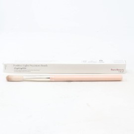 Rare Beauty by Selena Gomez Positive Light Precision Highlighter Brush