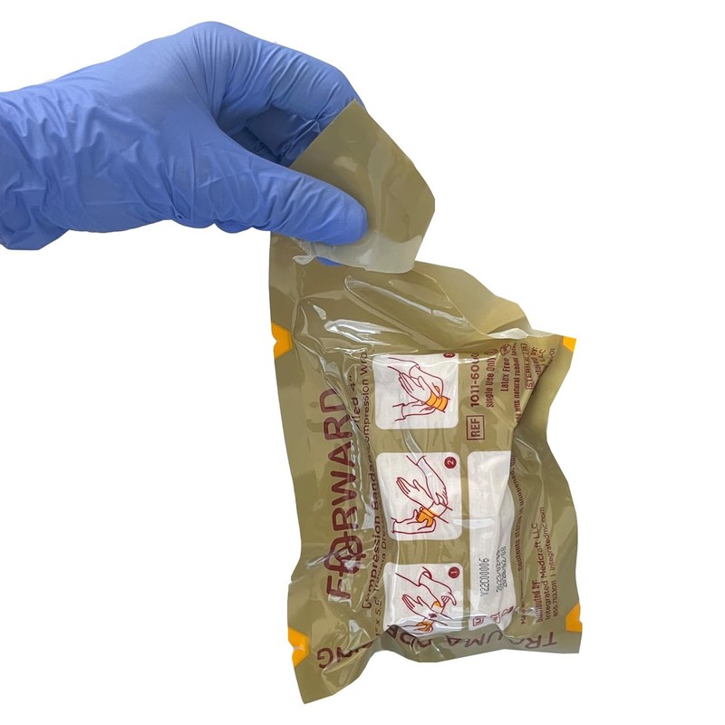 Integrated MedCraft Forward Trauma Compression Dressing 4" (Rolled)