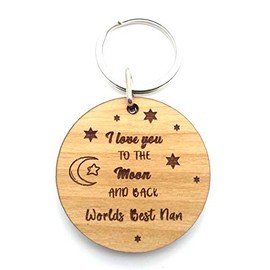 Worlds Best Nan I Love You to The Moon and Back Wooden Keyring Key Ring Novelty Gifts for Birthday Mothers Day Christmas