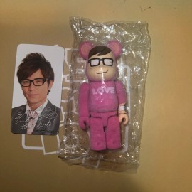 Medicom Toy BE@RBRICK 🧱SERIES 26 Artist Flocked Love Shingo Fugimori