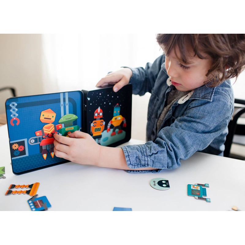 Petit Collage | Magnets | Game On The Go Robot