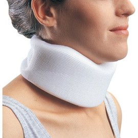 Universal Cervical Collar in White Size: 3"