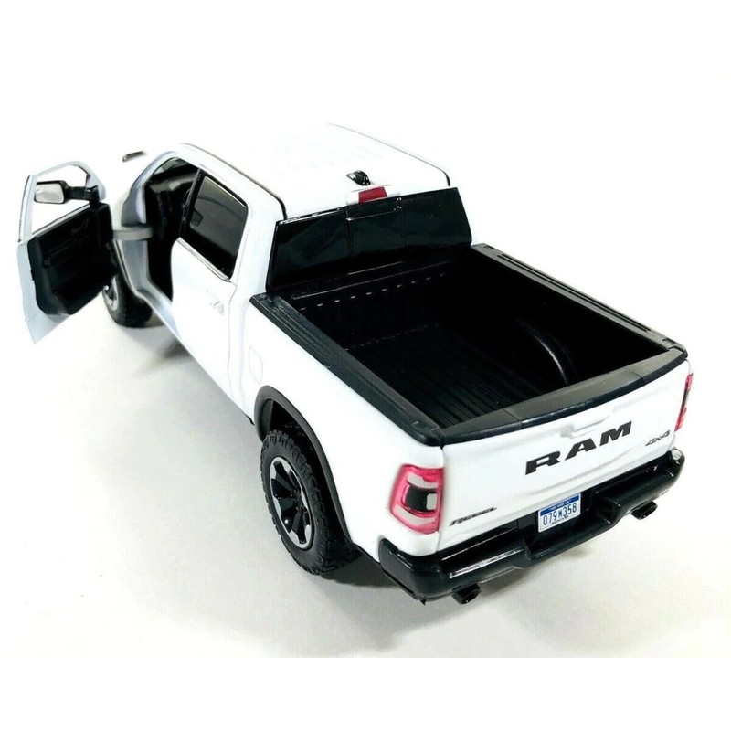 27 Scale 2019 Ram 1500 Rebel Crew Cab Pickup White