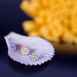 Solid 925 Stering Silver enamel Cute Daisy flower Stud Earrings For Girls Teens women - Daisy Yellow white