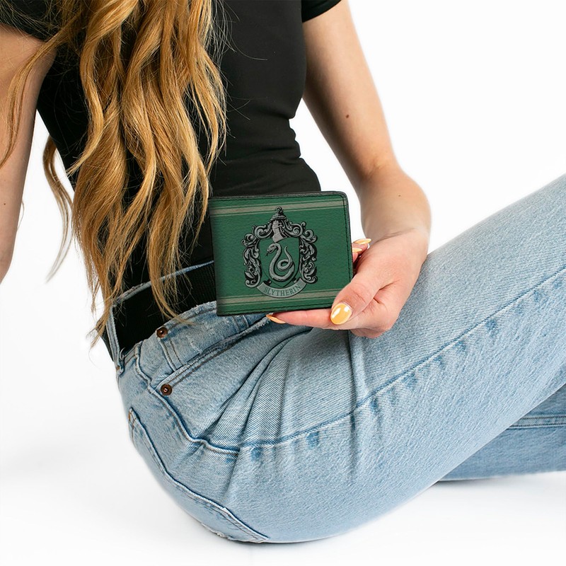 Buckle Down Men's Wallet Slytherin Crest/stripe6 Weathered Greens/Grays Bi-Fold, Multi,