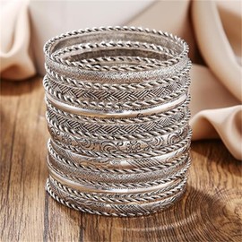 WATEFOER Gold Bangle Bracelets Set for Women Boho Multilayer Stackable Textured Bracelets Indian Chunky Bangle Bracelet Wedding Jewellery Mother's Day Birthday Gift, 10 cm, Metal