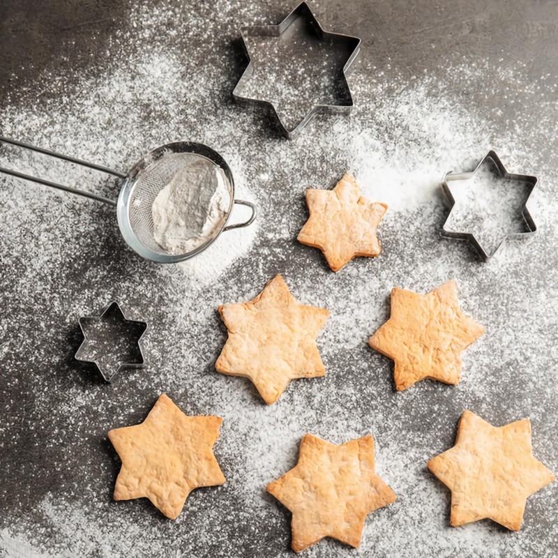 30Pcs Mini Cookie Cutter Set，Stainless Steel Multi Shapes Kit Cutters