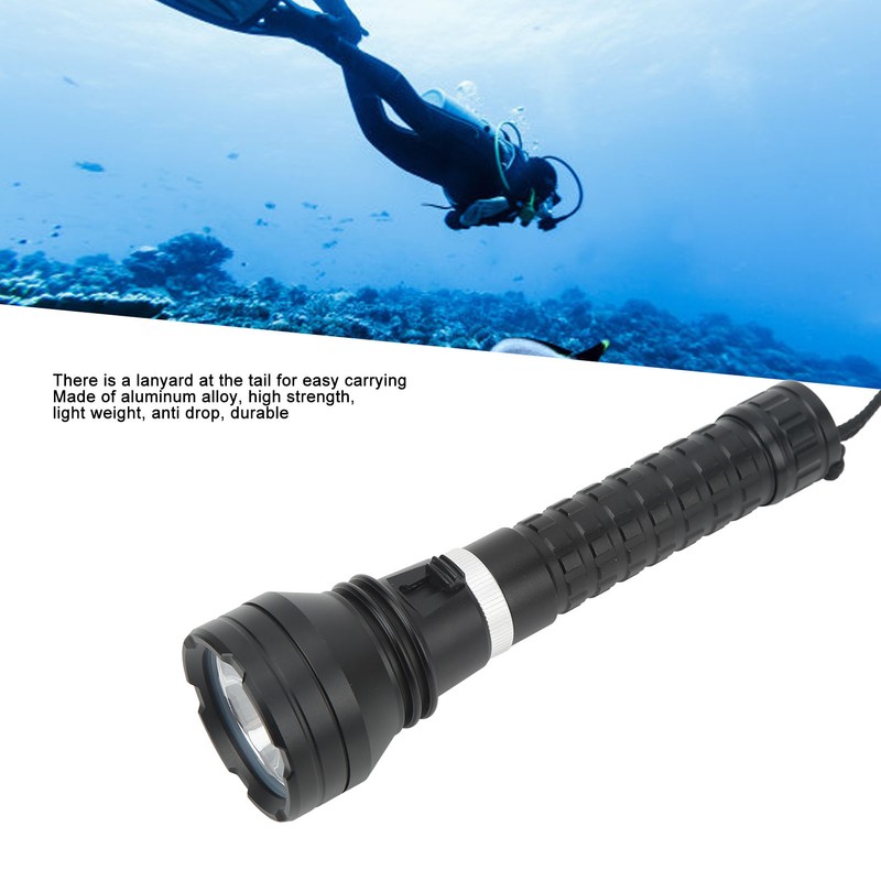 Underwater Flashlight High Brightness 1500 to 2000LM IPX8 Waterproof XHP70