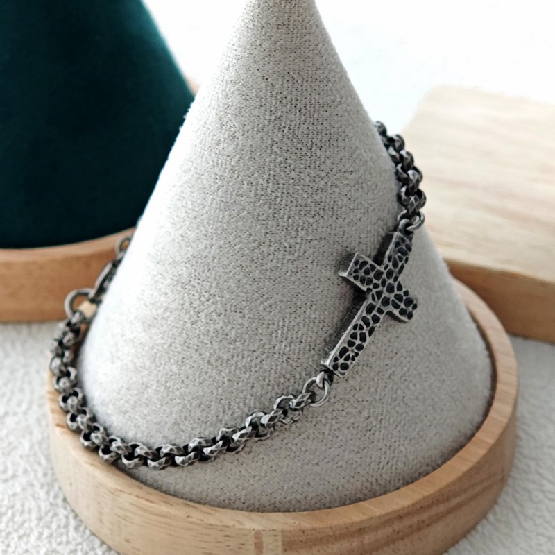 ULLMYYL Stainless Steel Cross Chain Bracelet for Men