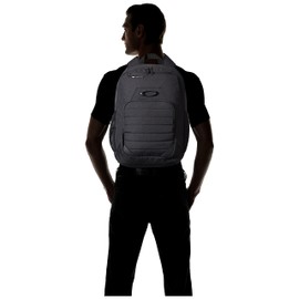 Oakley Enduro 25Lt 4.0 Backpack, Blackout, One Size
