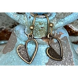Little Etched Bronze Dangle Heart Earrings Love Romance Valentine Jewelry Earrings for Women #3298FE340