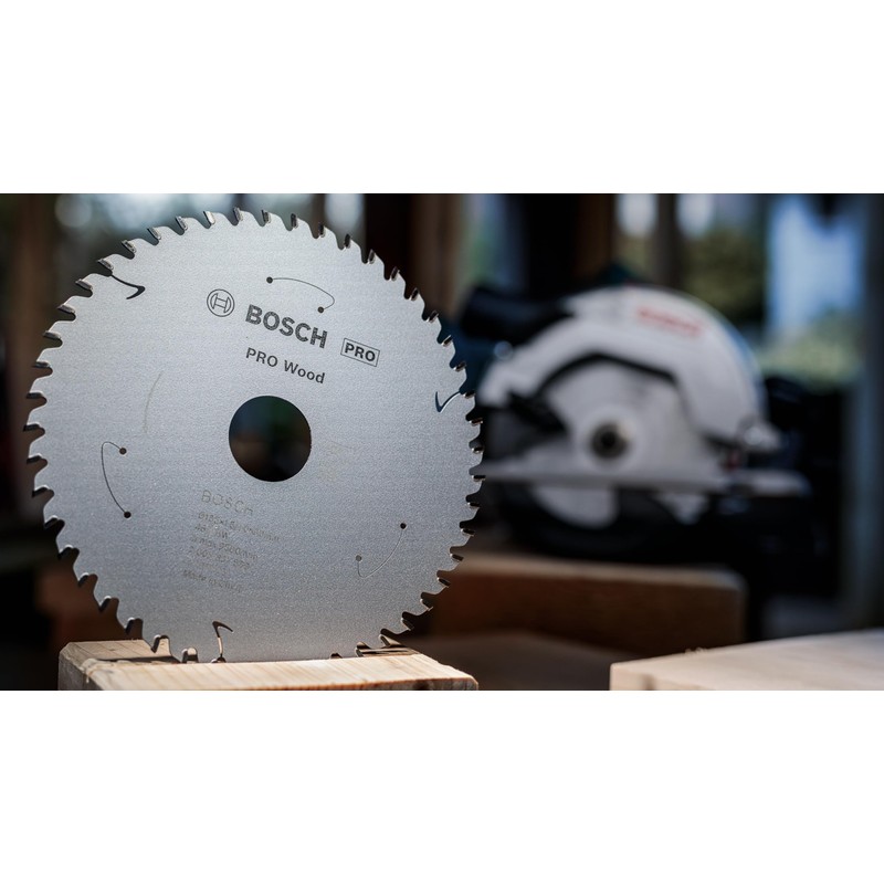 Bosch Professional Circular Saw Blade Standard (for Wood, 140 x