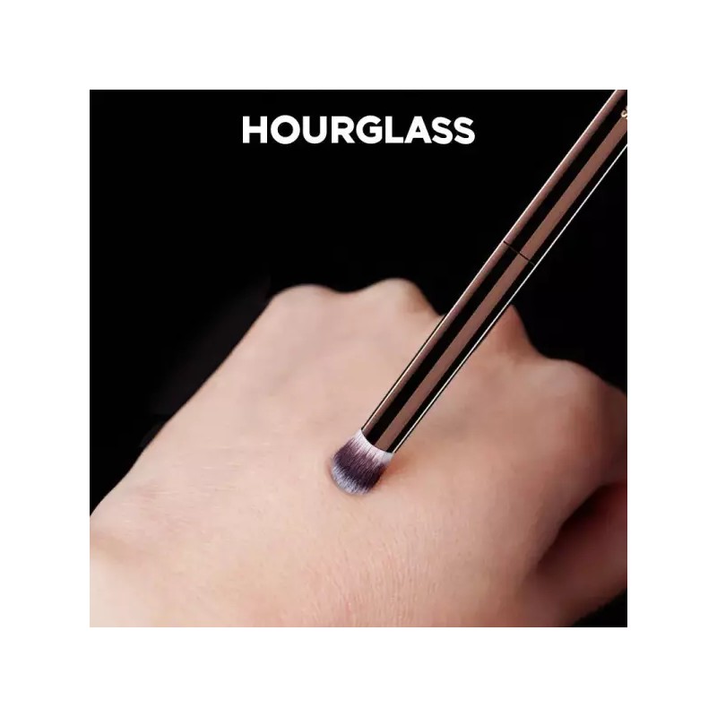 Product Detail Description Reference 모래시계 메이크업 브러쉬 파우더 파운데이션 컨실러