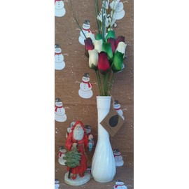 The Original Wooden Rose Primitive Wooden Rose Christmas Flower Bouquet Closed Bud (1 Dozen)