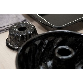 Riess, 0548-022, Mini Backform, Guglhupfform, CLASSIC - BACKFORMEN, Durchmesser 12 cm, Höhe 6,6 cm, Emaille, schwarz