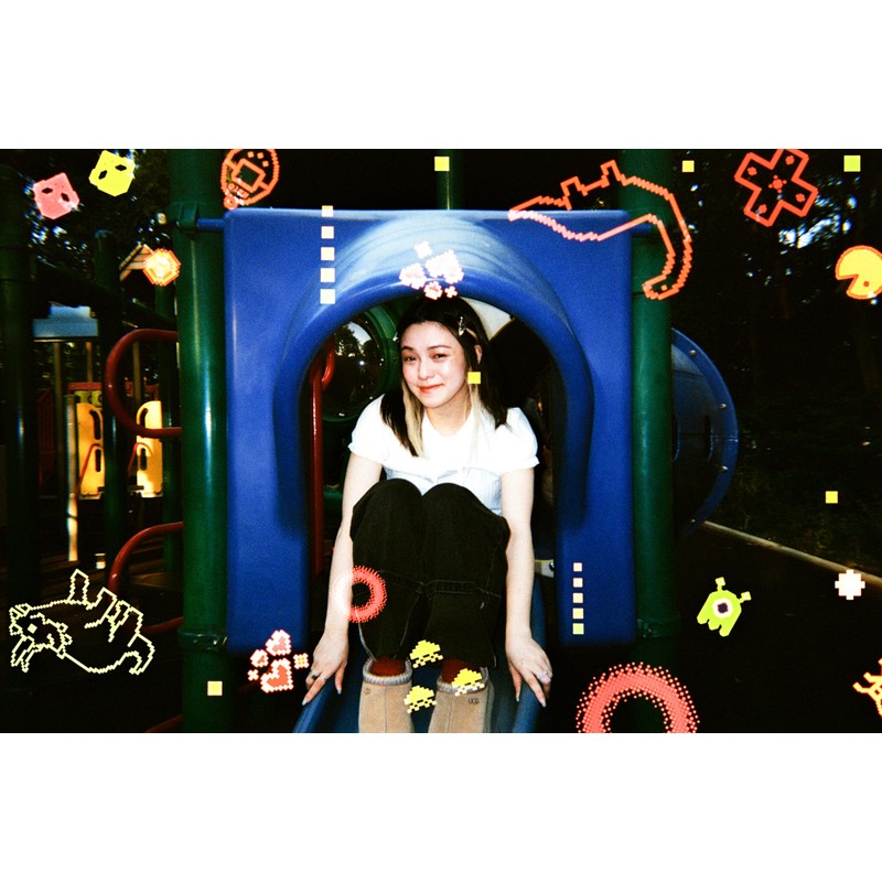 Retocolor Pixelate 400 35mm 使い捨てフィルムカメラ 27EXP、ISO400、カラーネガティブフィルム、フォーカスフリー、使いやすい、フラッシュ内蔵、使い捨て (フィルムとバッテリー付属) (PIXELATE)