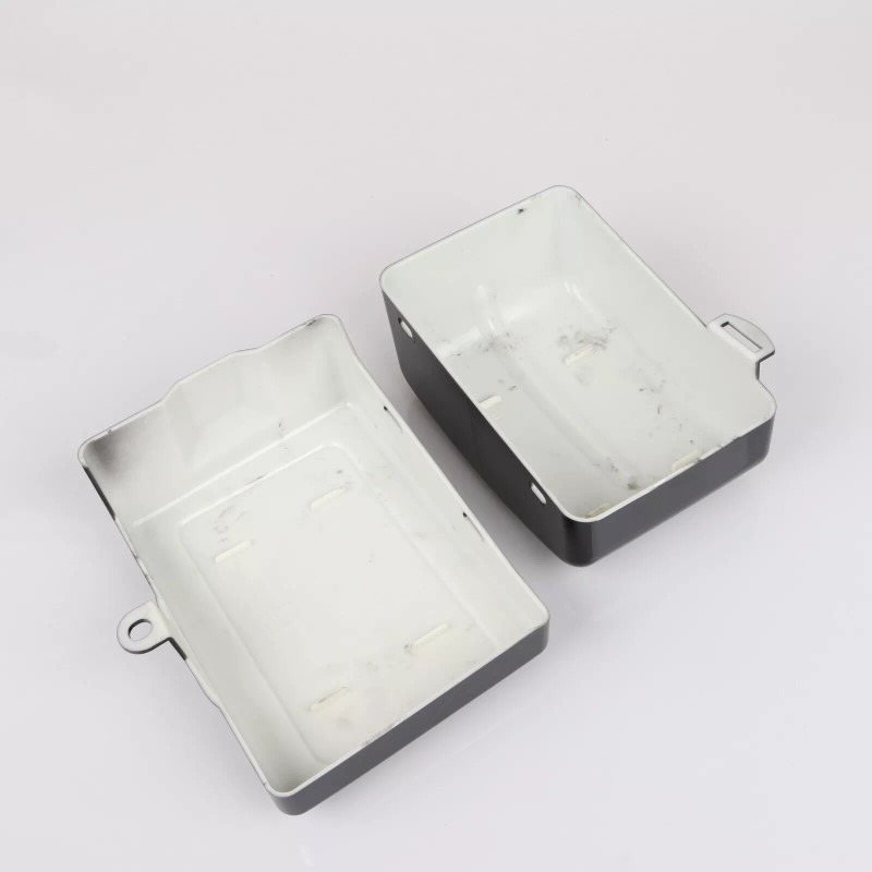 Unbranded L&R Battery Box Side Covers For Harley Dyna Street