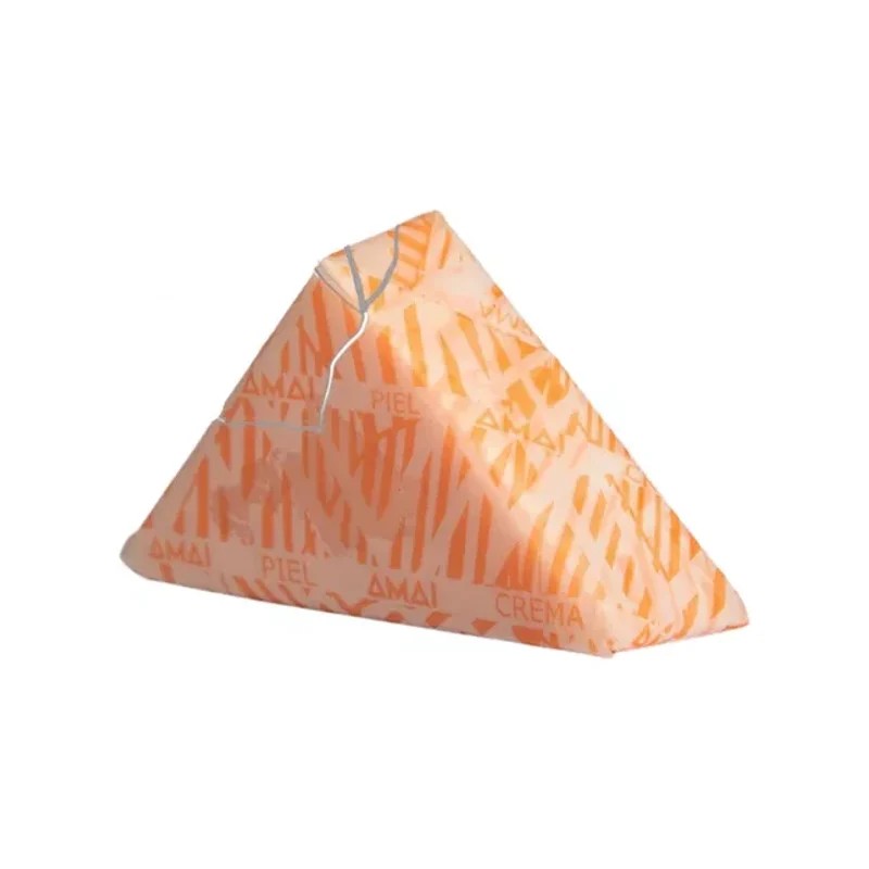AMAI Crema Corporal Extra Humectante de Frutos Rojos y Almendras
